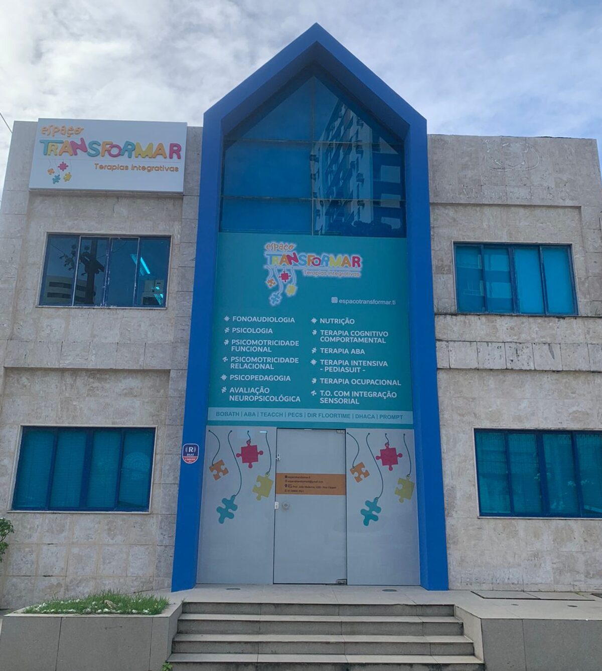 Fachada da unidade do Espaço Transformar em Boa Viagem, Recife
